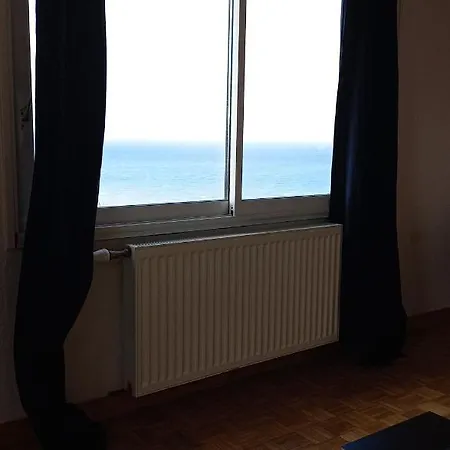 Maison Avec Jardin Clos, Vue Sur Depuis Falaise Holiday home *
