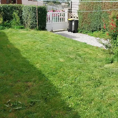 Maison Avec Jardin Clos, Vue Sur Depuis Falaise *