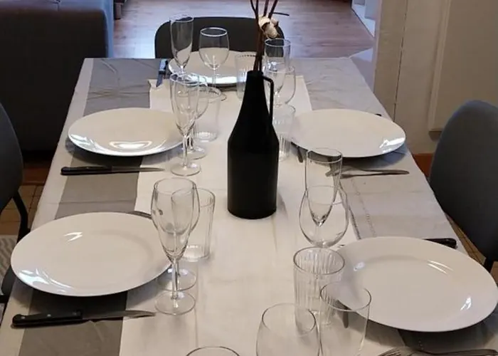 Maison Avec Jardin Clos, Vue Sur Depuis Falaise