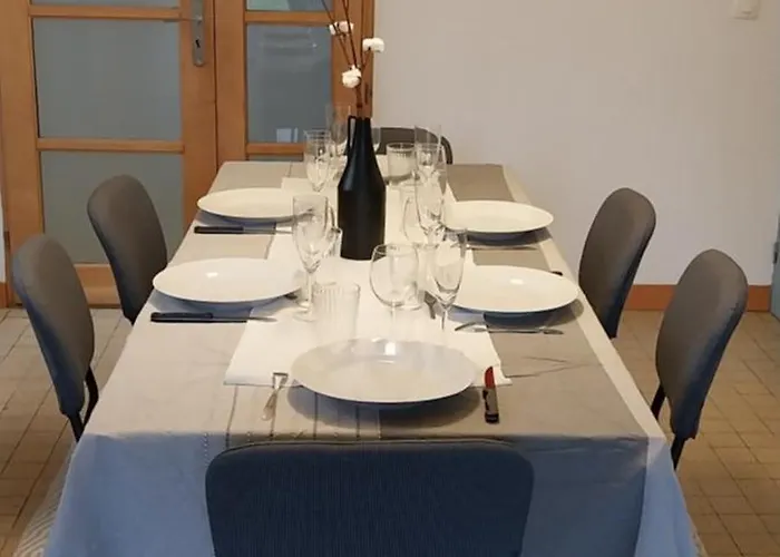 Maison Avec Jardin Clos, Vue Sur Depuis Falaise Hébergement de vacances *