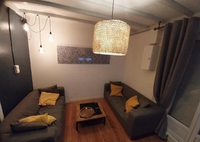 Maison Avec Jardin Clos, Vue Sur Depuis Falaise Hébergement de vacances *